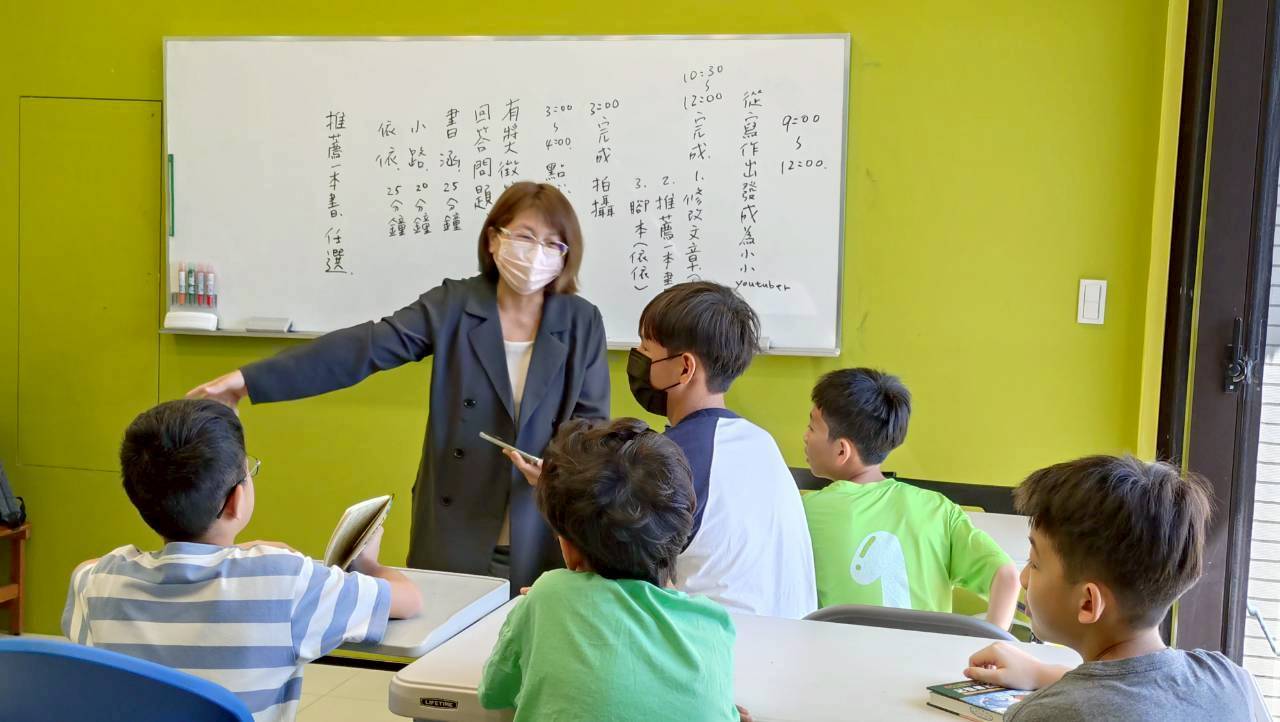 暖字表達寫作班課堂實況